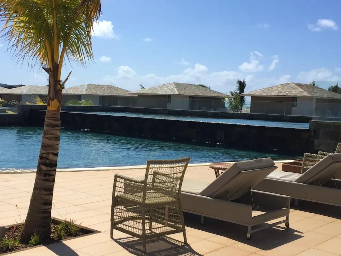 Apartment With 3 Bedrooms in Roches Noires, With Wonderful sea View, P