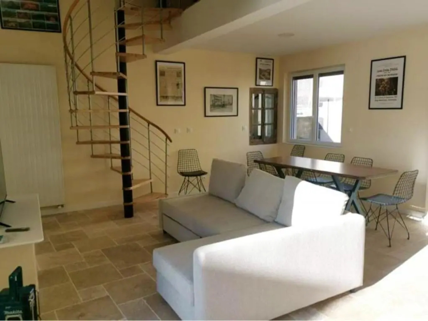 Maison de 4 chambres avec terrasse et wifi a Volvic