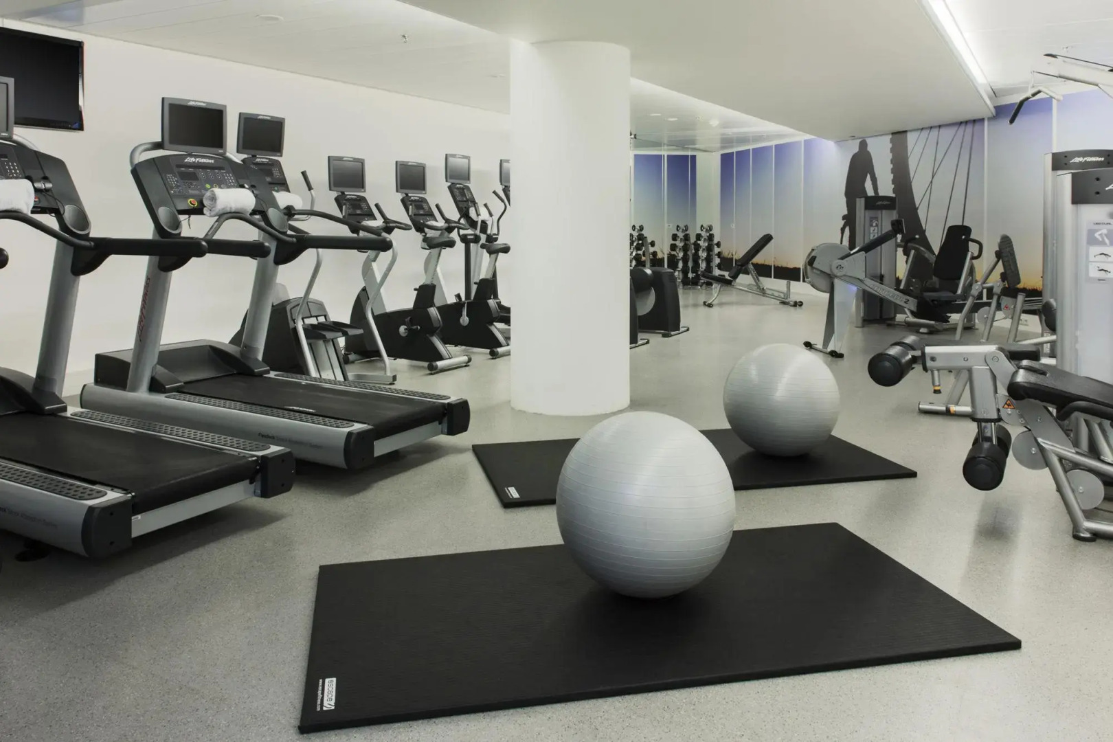 DoubleTree by Hilton Amsterdam Centraal Station