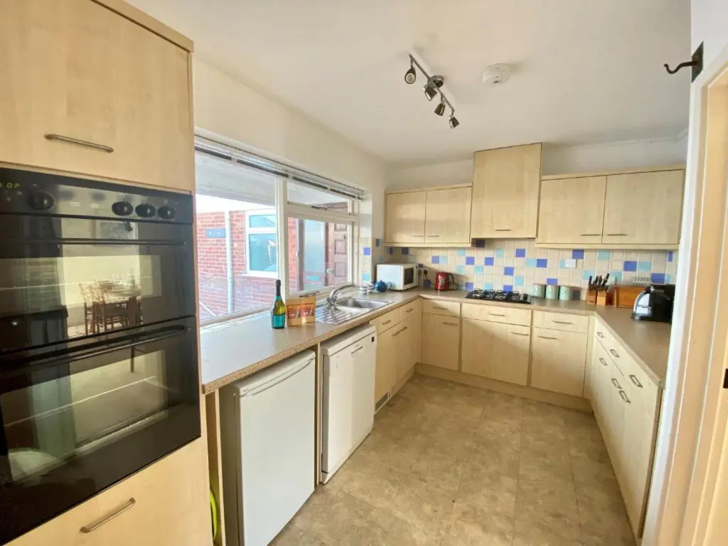 Sea View 5 Bed House Next To Water Sports & Golf