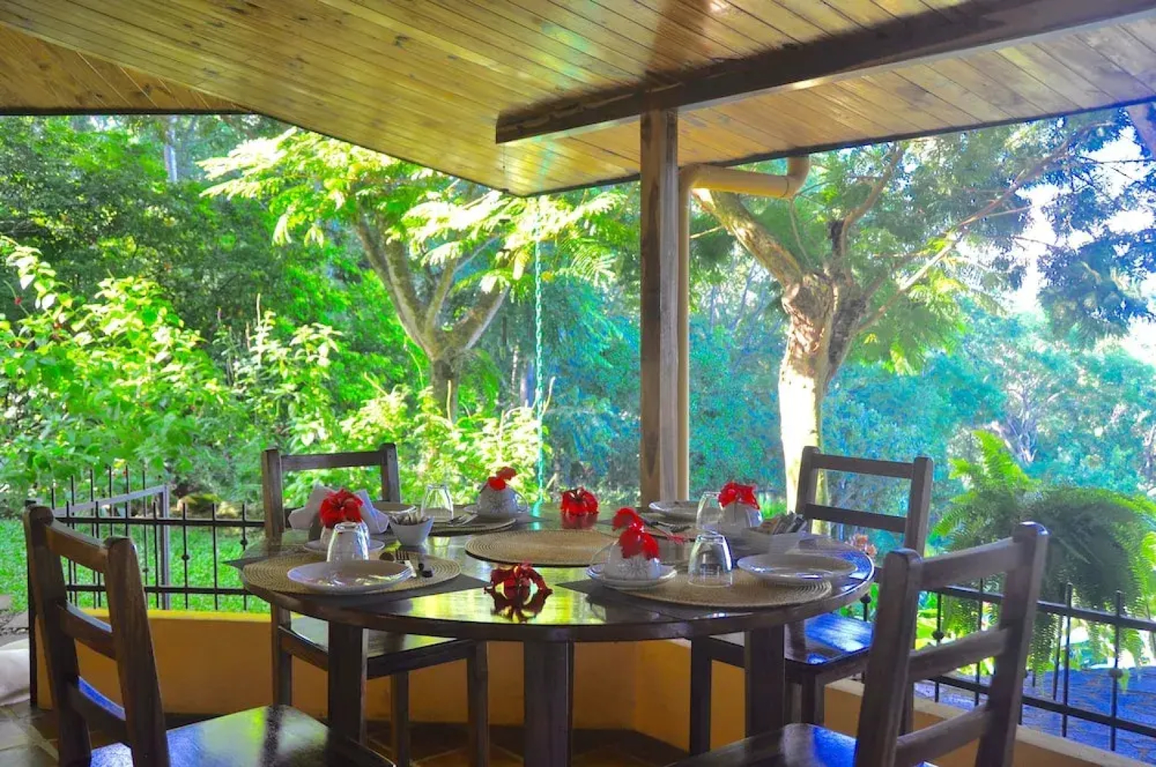 Tiriguro Lodge