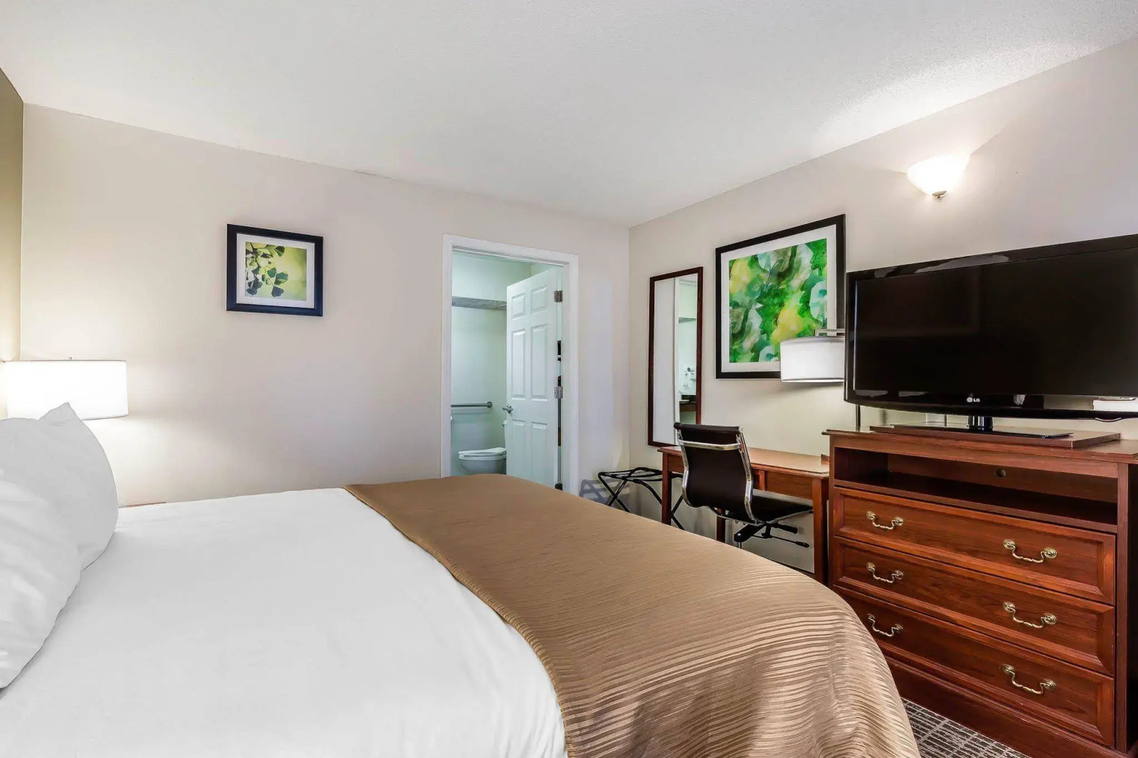 Quality Inn Gallatin - Nashville Metro