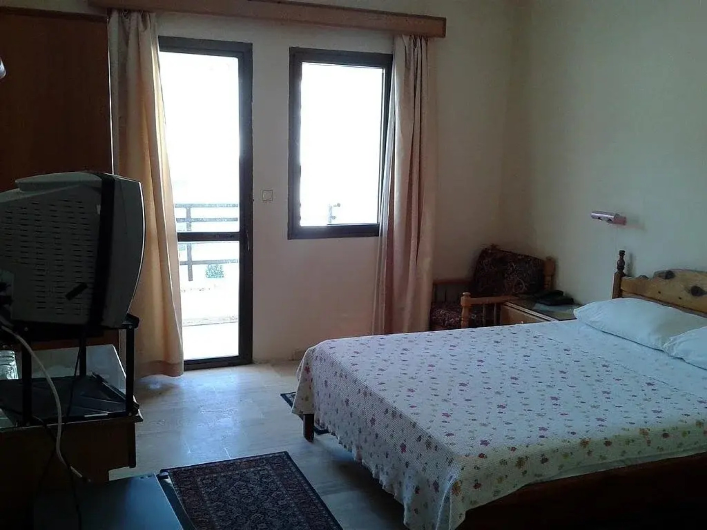 Diplomat 2 Hotel and Apartments