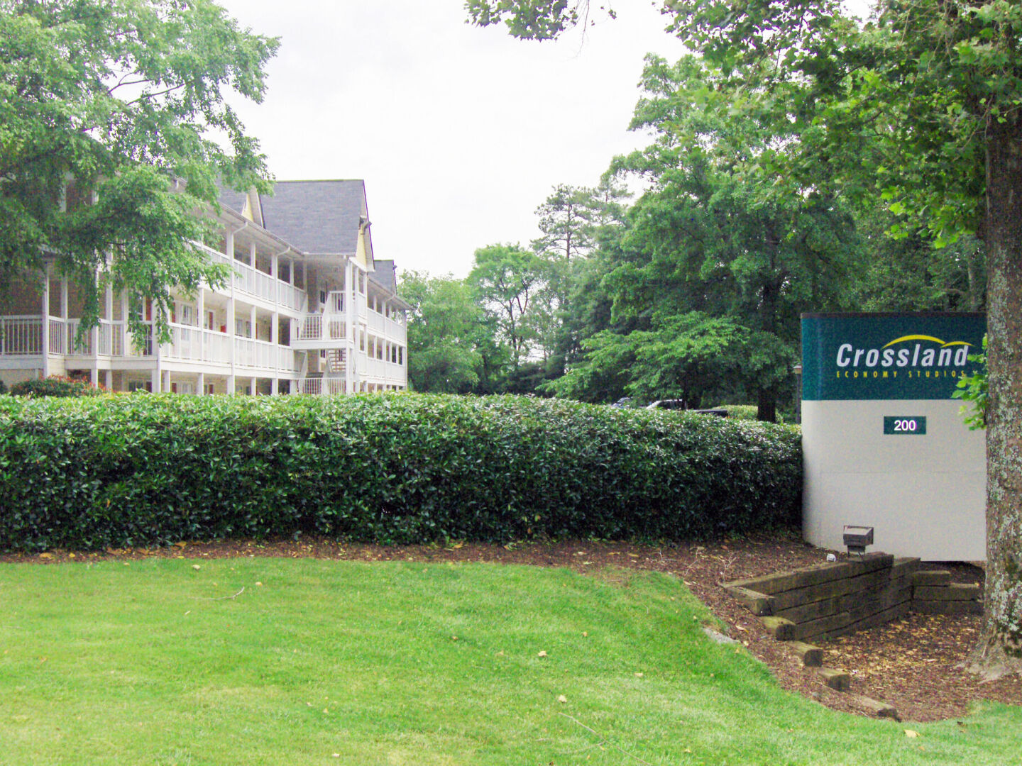 HomeTowne Studios by Red Roof Atlanta NE - Downtown Norcross