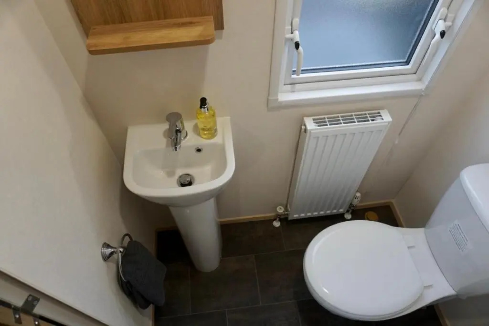 MPoint36 at Tattershall Lakes Hot Tub Lake Views 3 Bedrooms