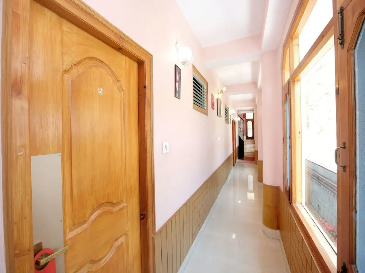 OYO 14106 Home Exotic Hill View Shoghi