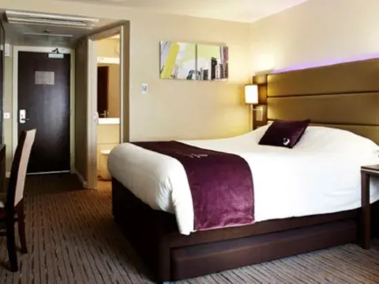 Premier Inn  Bristol Sidcot (A38)