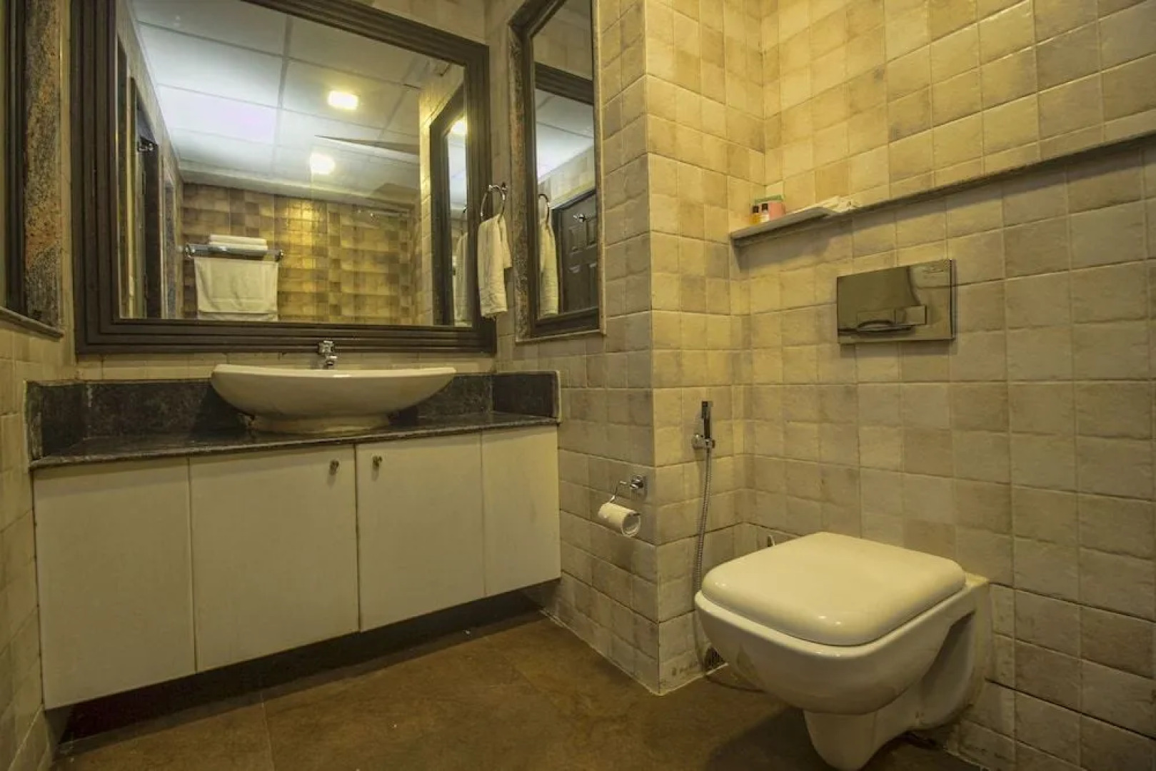 Capital O 22215 Sian Resort & Spa