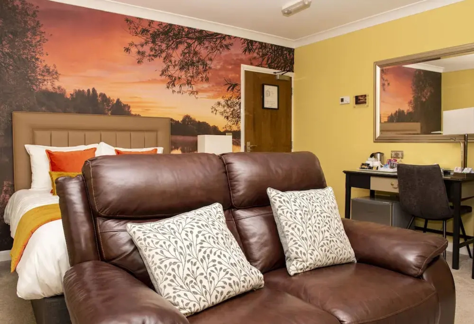 Bridleways Guest House & Holiday Homes