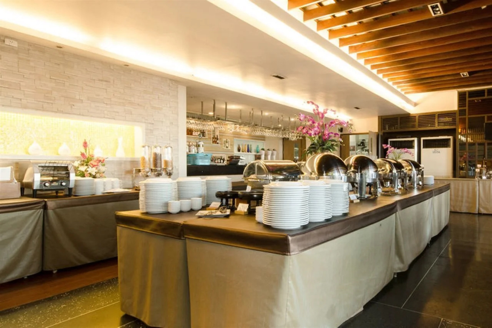 The StandardX Bangkok Phra Arthit