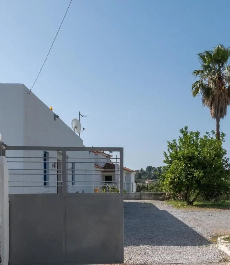 Saint Minas Suite Home