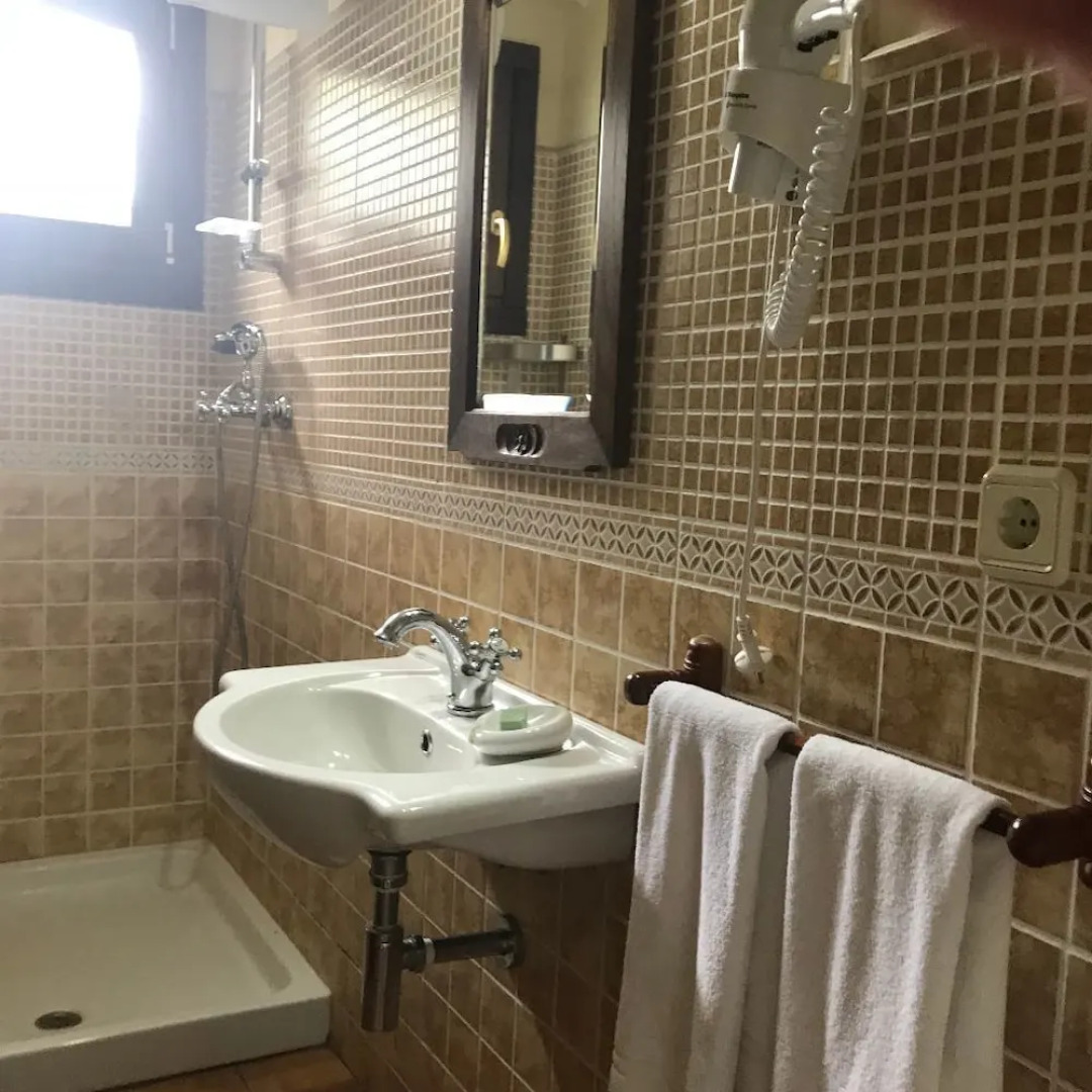 Apartamentos Turísticos Les Piperes