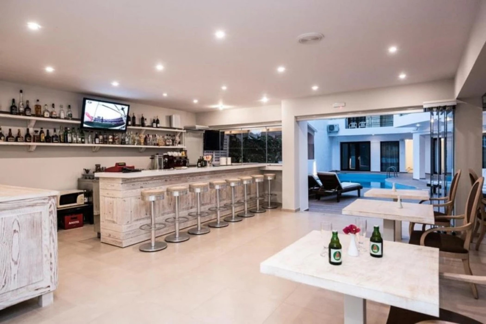 Artemis Hotel Apartments