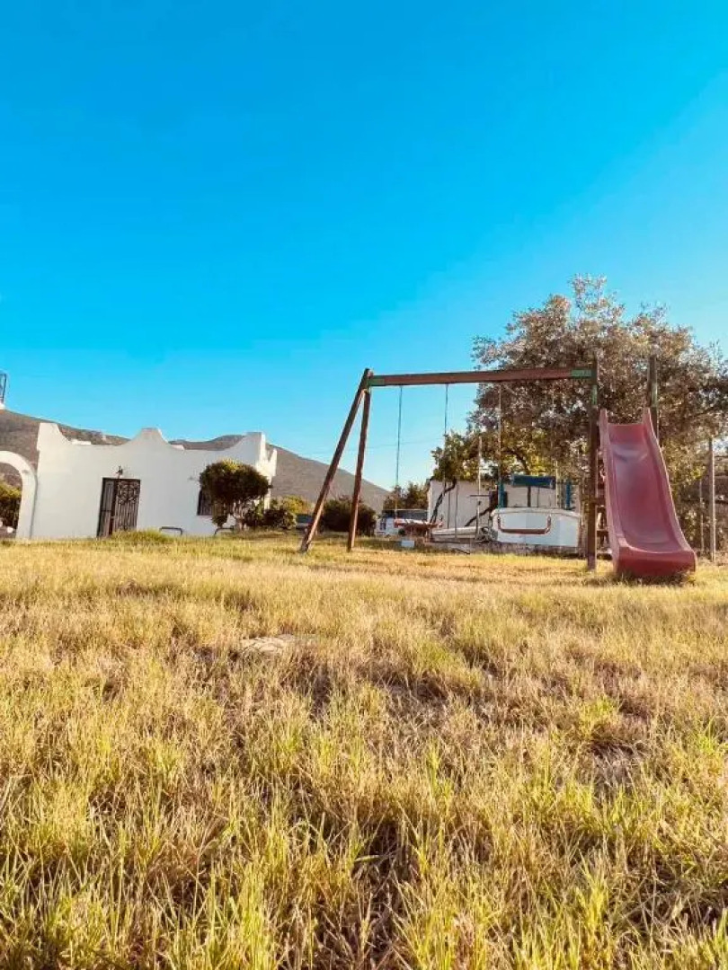 Small house 50 m from the beach