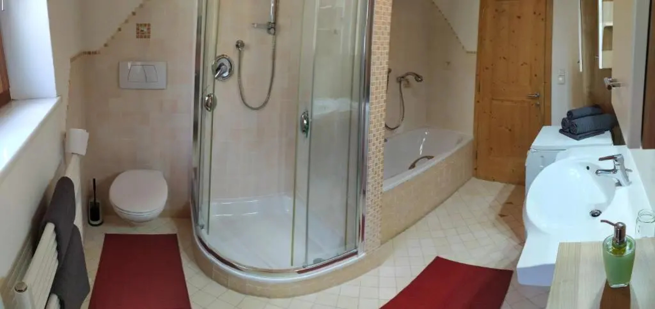 Apartments Ban Guggugg