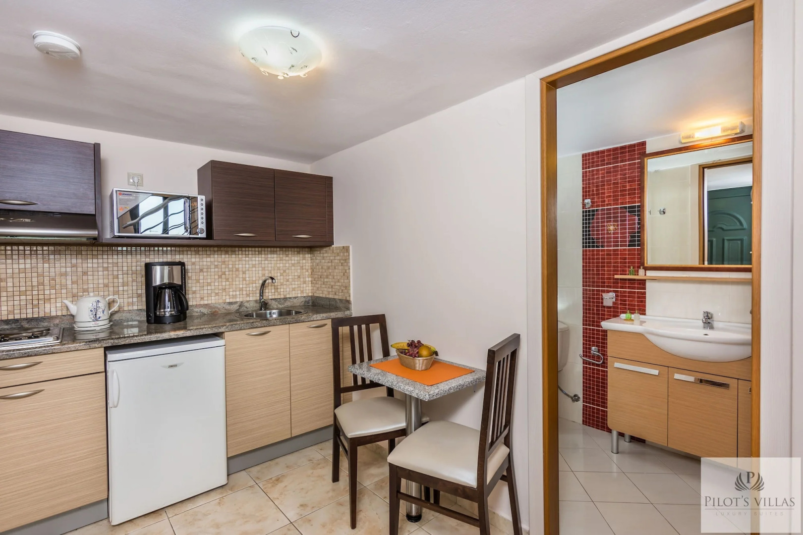 Pilot's Villas Luxury Suites