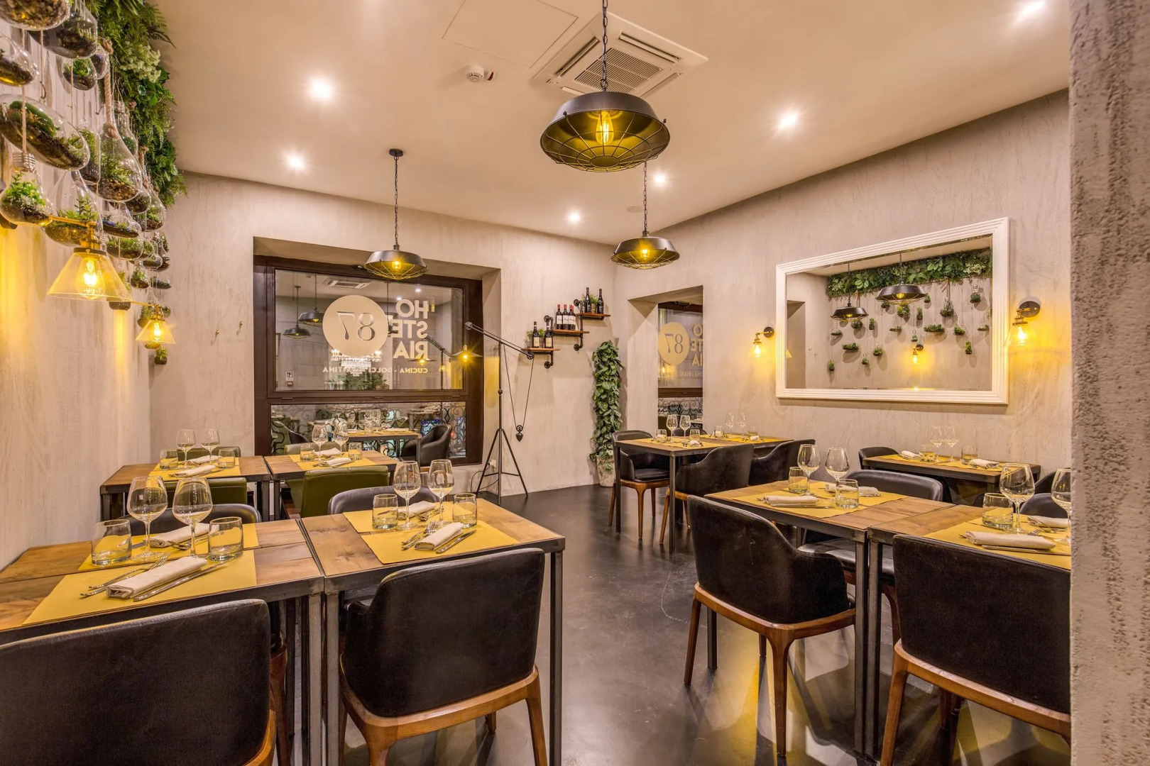 Hotel 87 Eighty seven