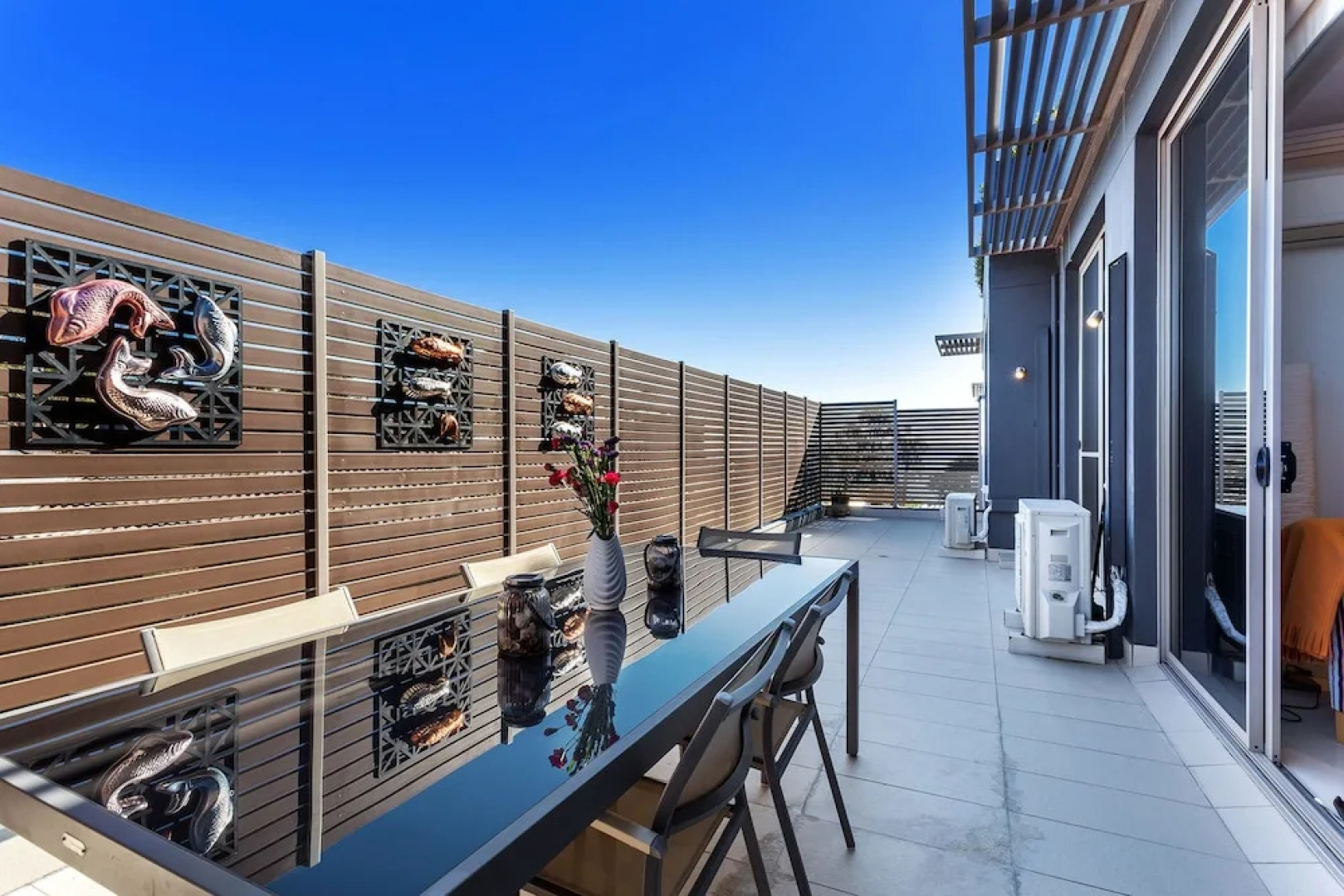 Aura Unit 10 - Shoal Bay