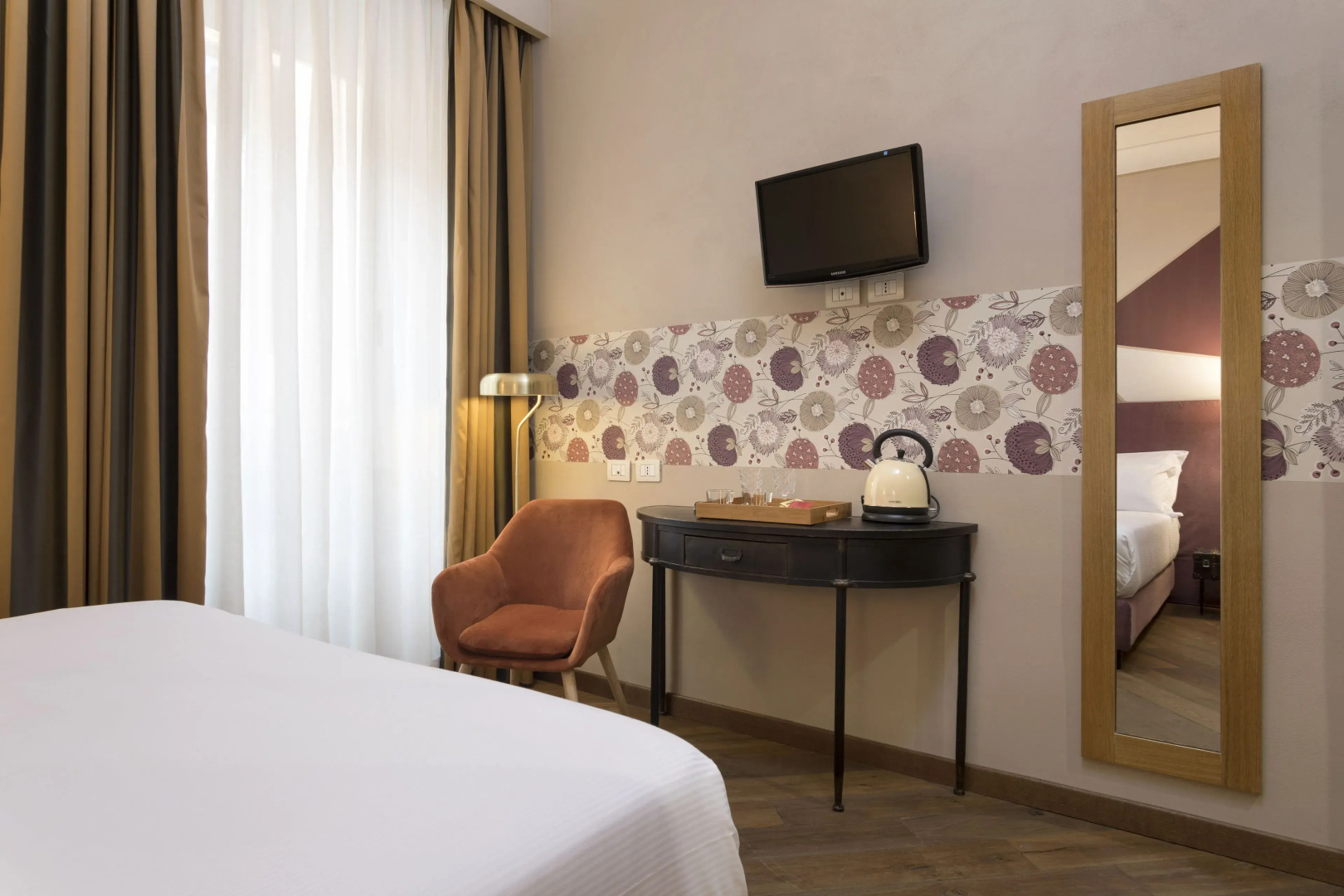 Roma Central Guest House