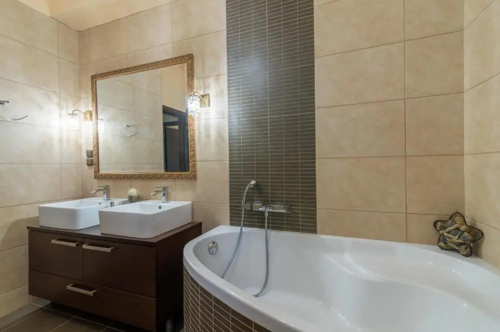 Heraklion Comfy House with Mountain View