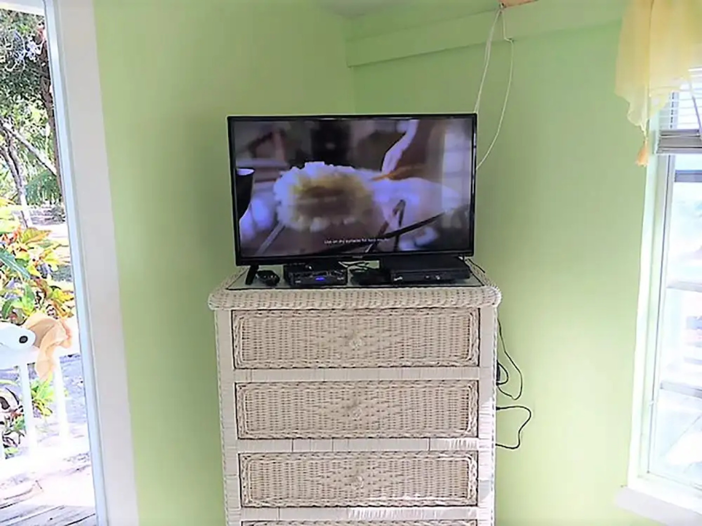 Green Turtle Cay by TechTravel