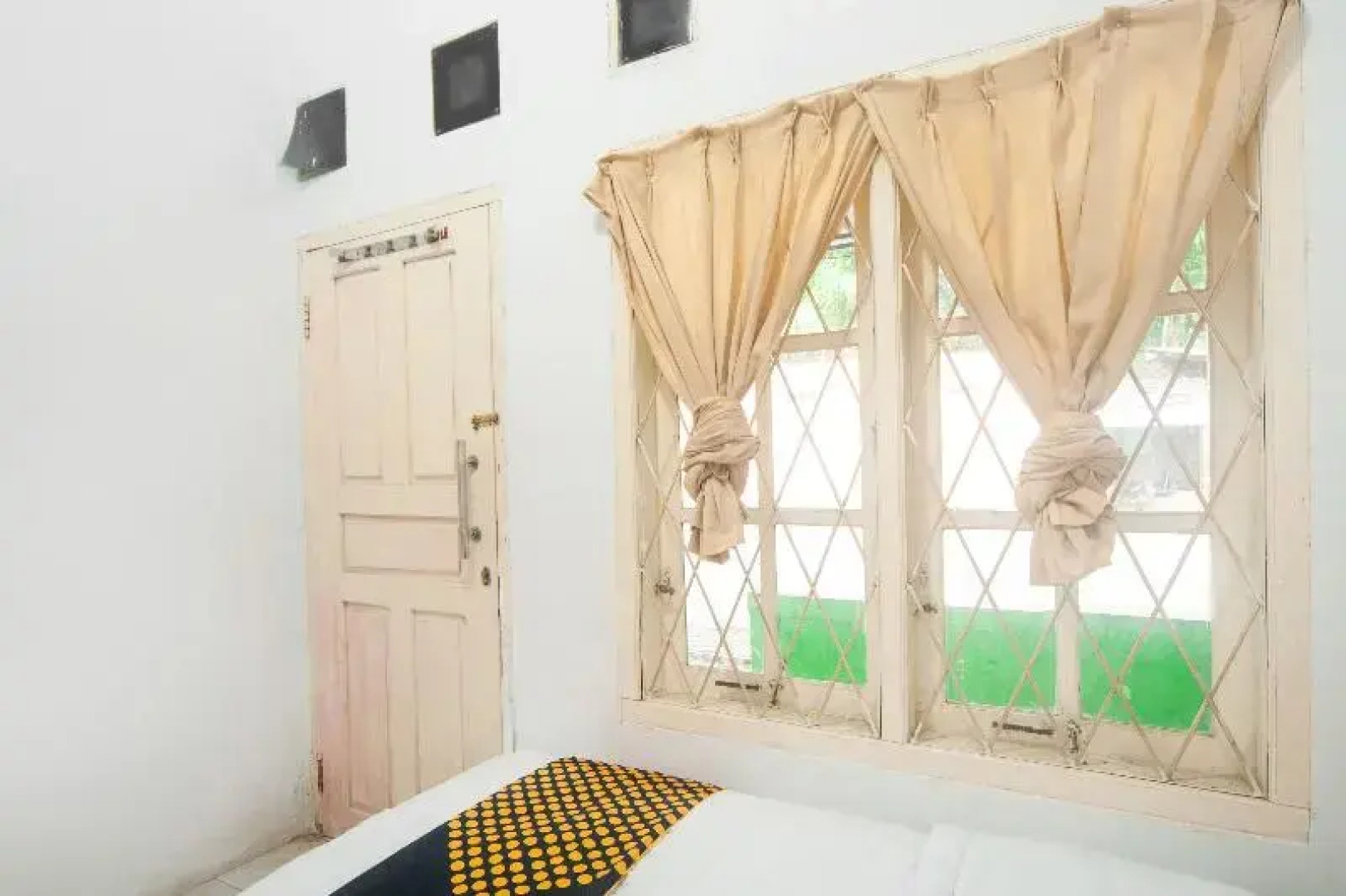 SPOT ON 2501 Rendy Putra Malingping