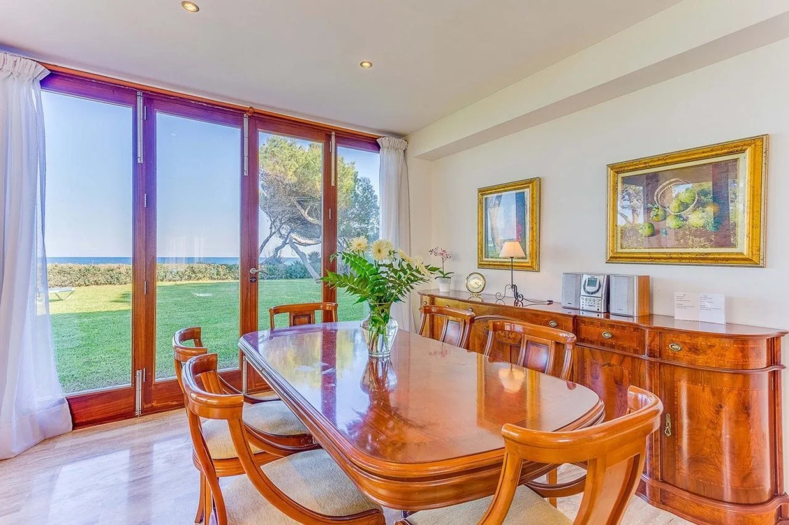 Villa de les Aguiles