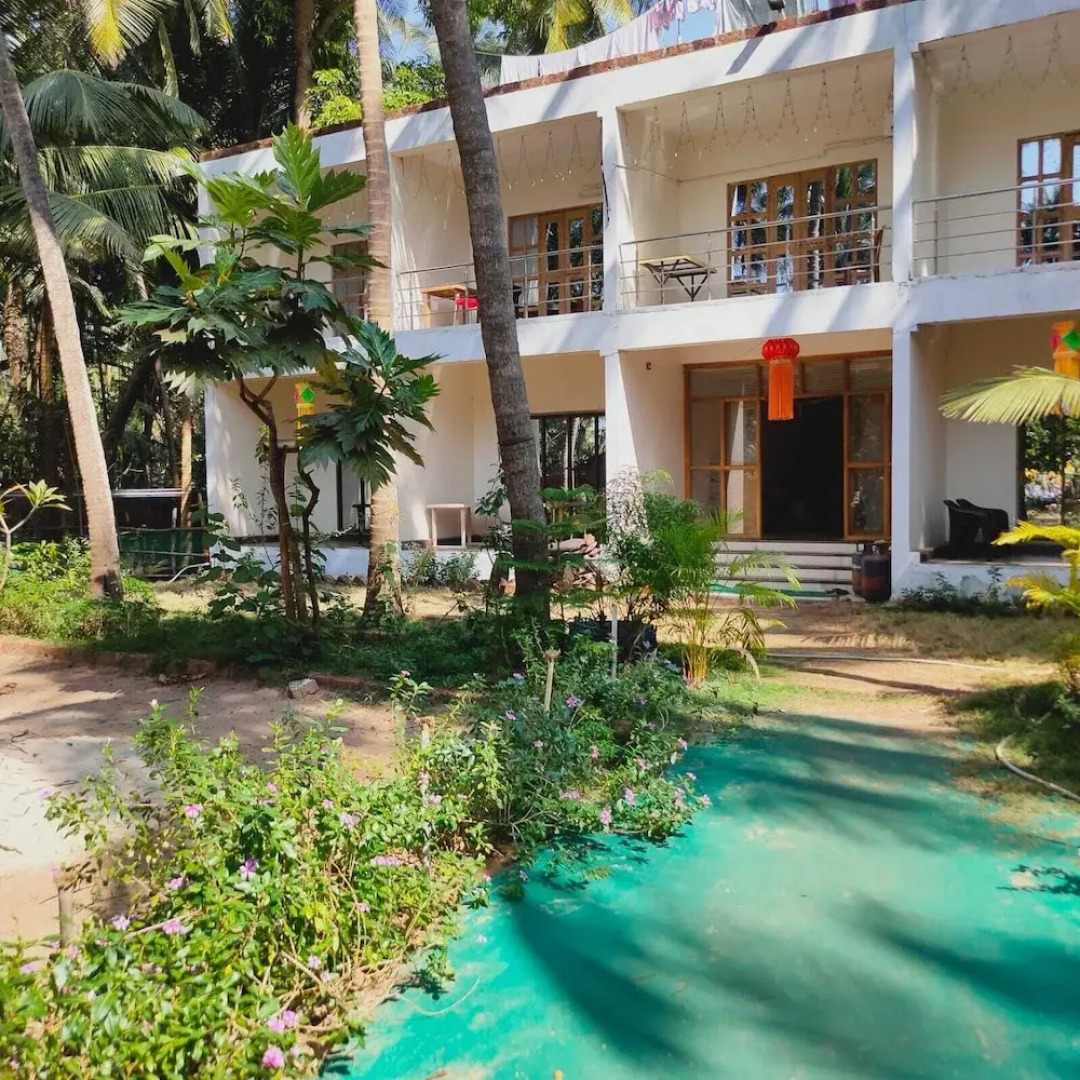 Sidhivinayak Resort Devbag Sangam Beach