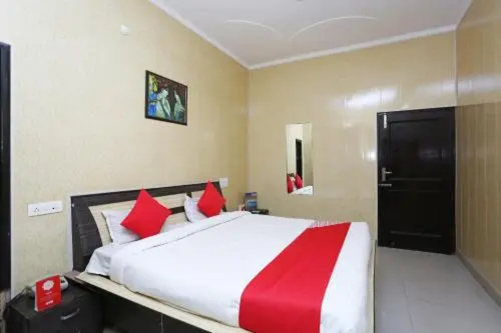 OYO 22771 Hotel New Pakiza