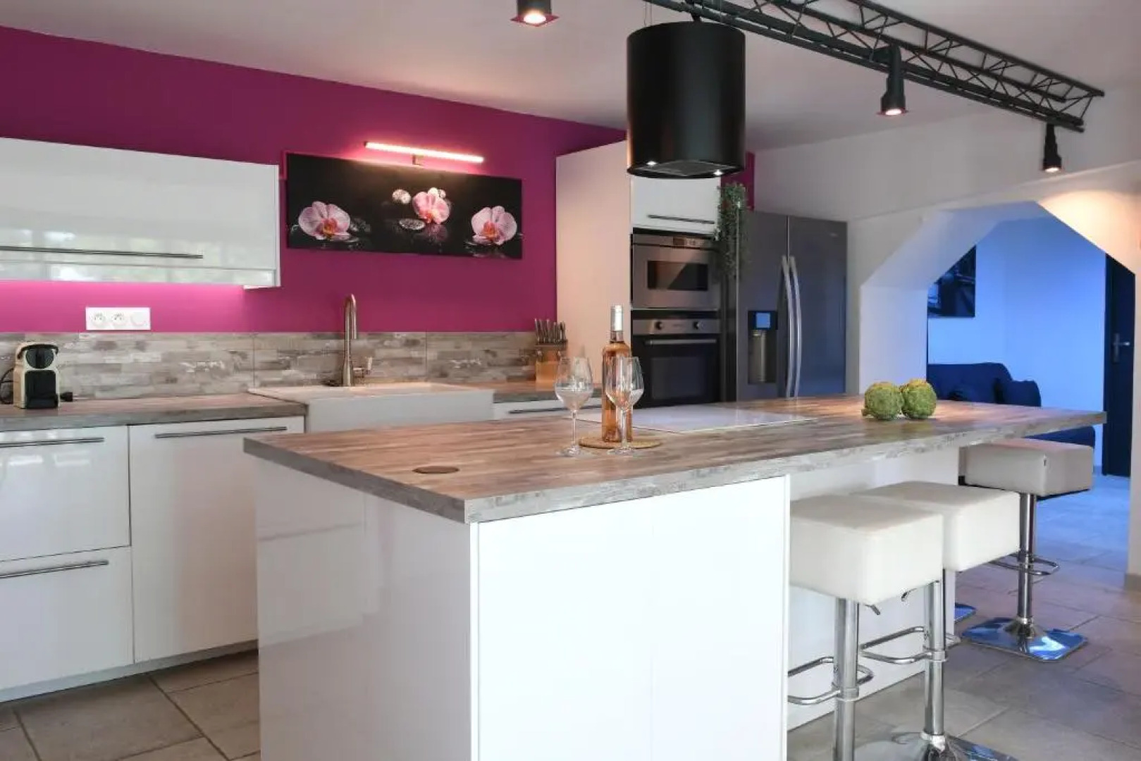 Reposante villa avec grande piscine