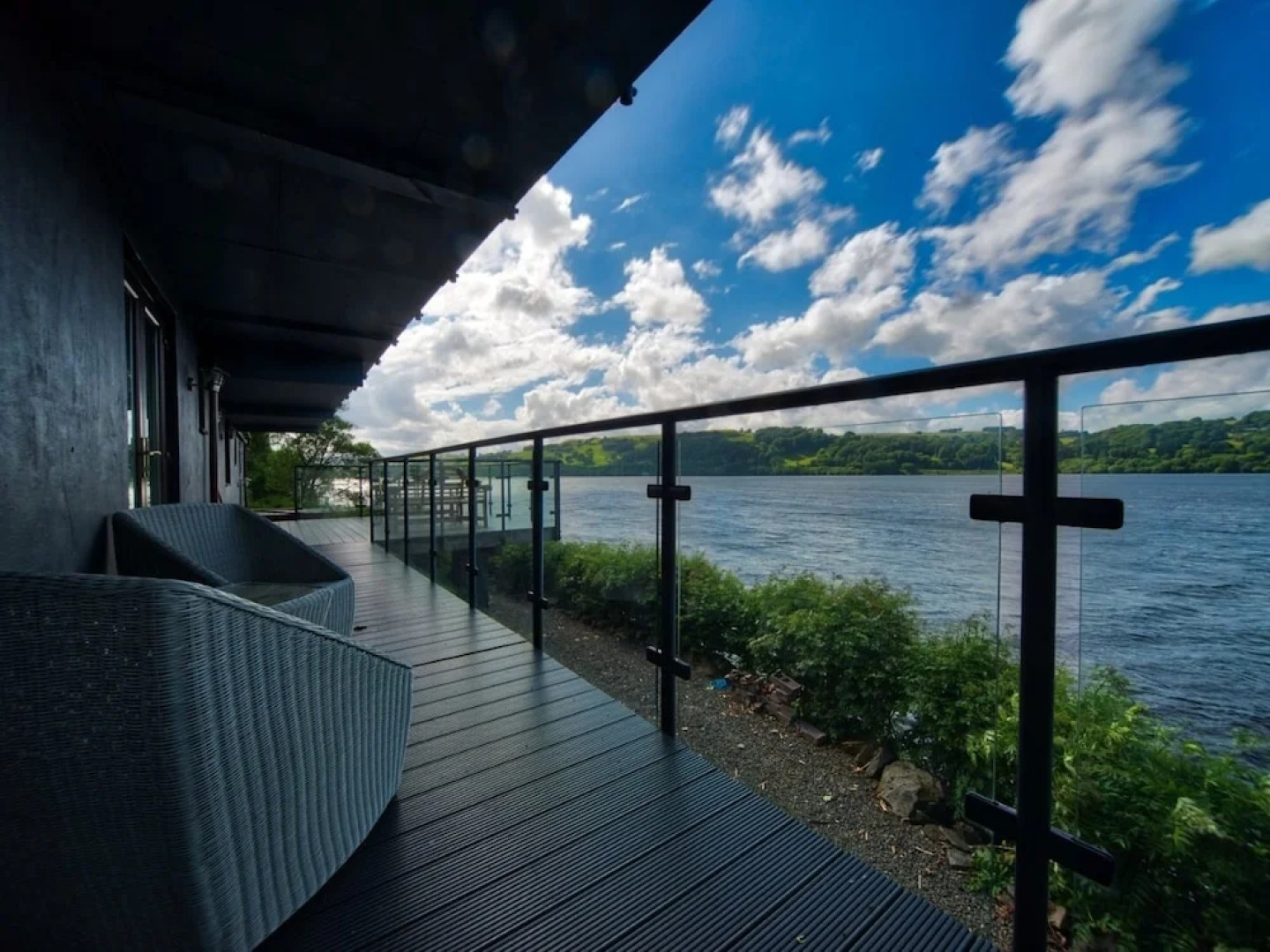 Glan Y Gro Lakeside Suites