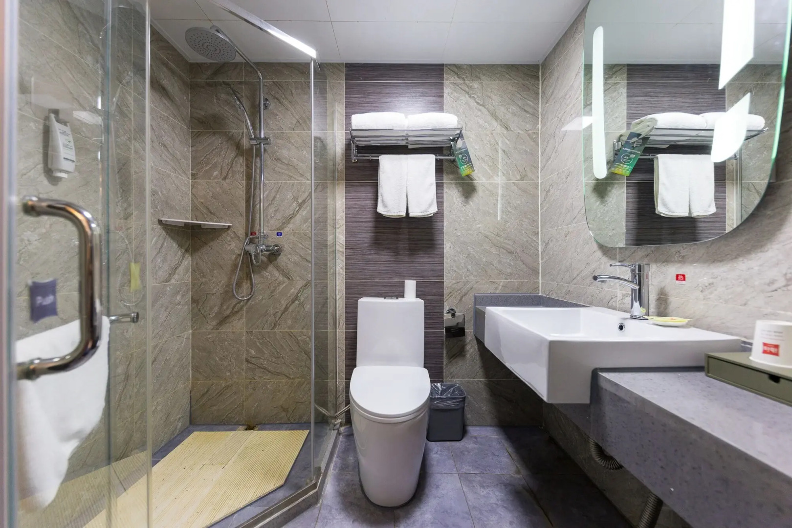 ibis Lanzhou Dongfanghong Plaza Hotel