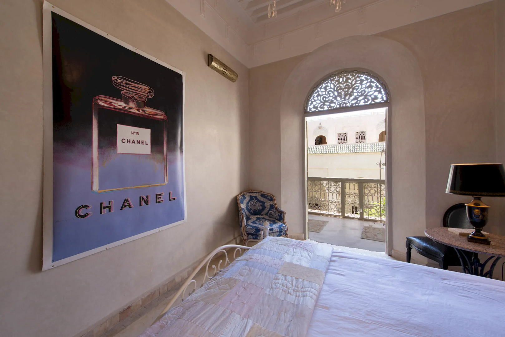 Riad Emberiza Sahari