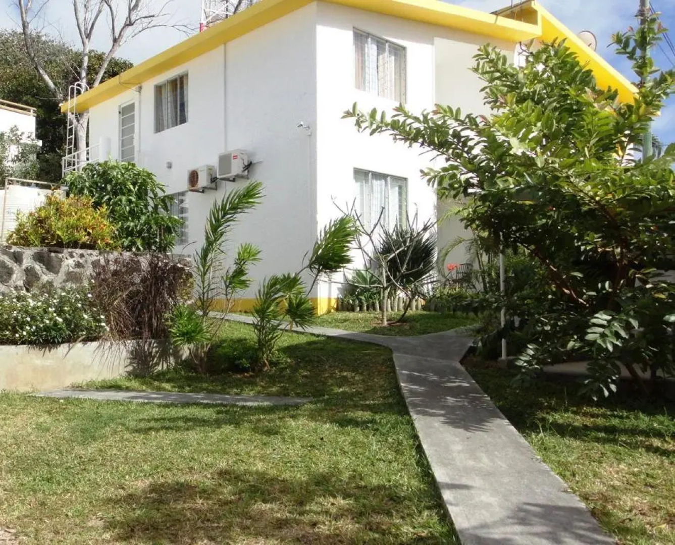 Colibri Beach Villas