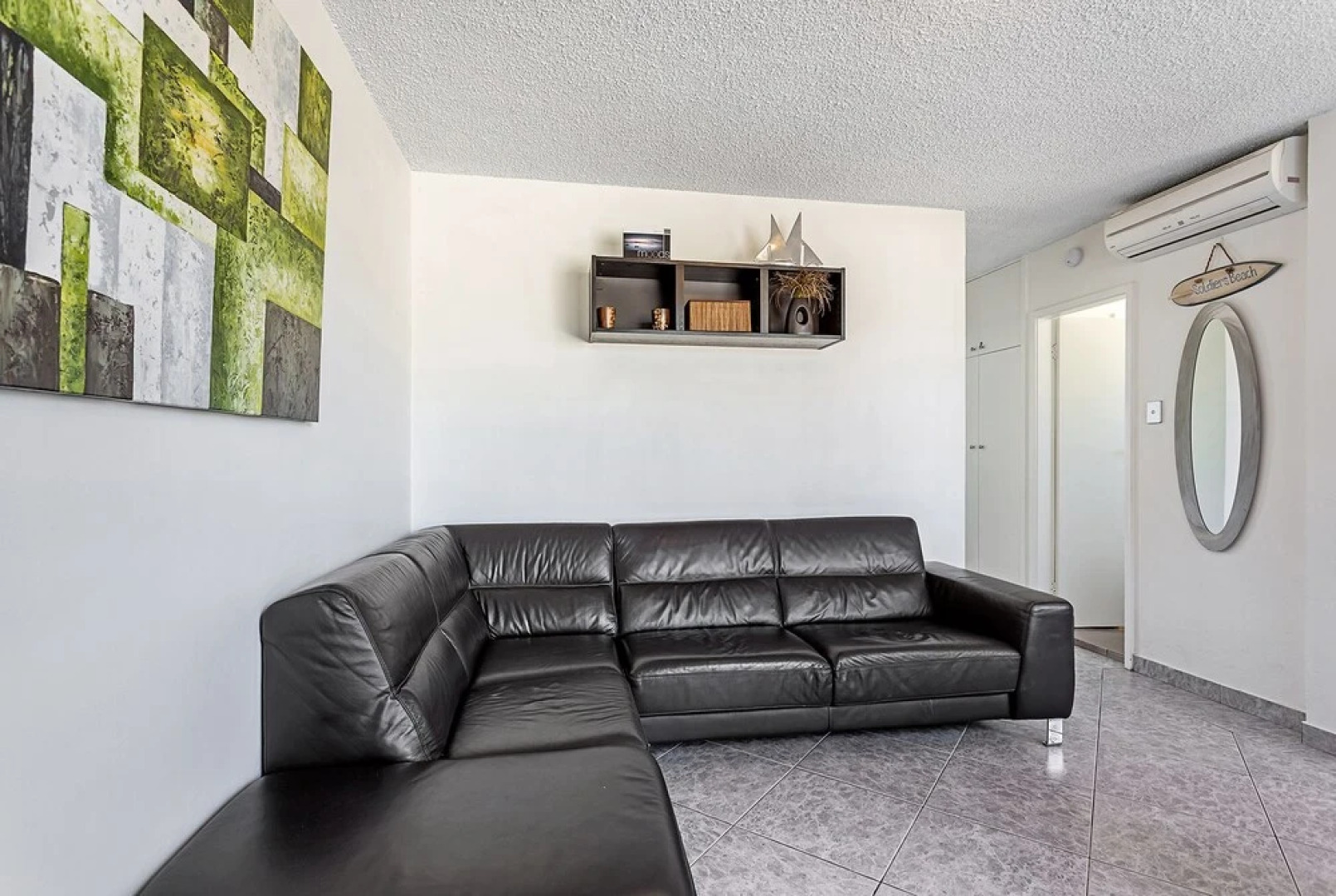 Sunset Court, Unit 1, 3 Resthaven Avenue