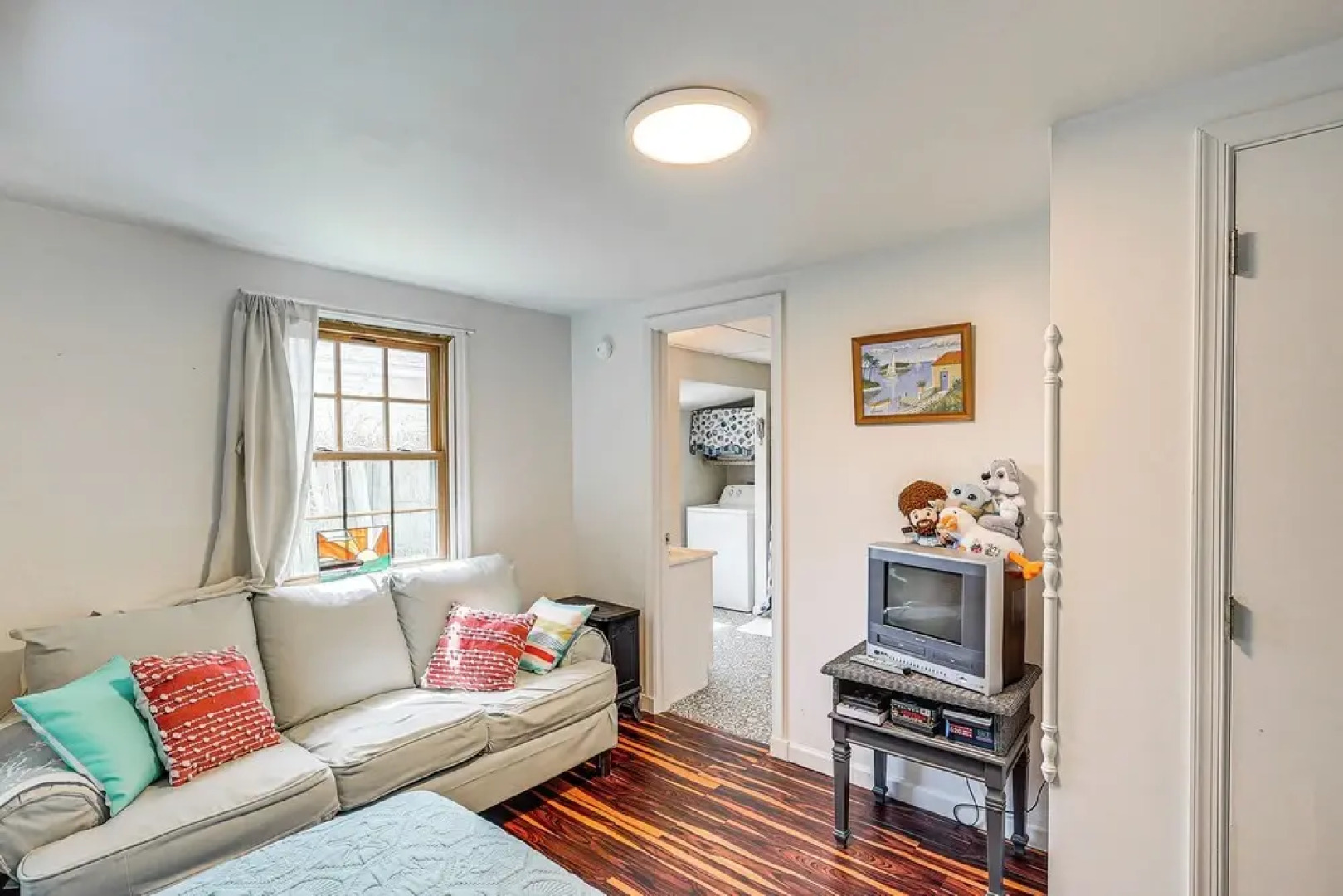 Peaceful Countryside Home ~ 6 Mi to Lewes Beach!