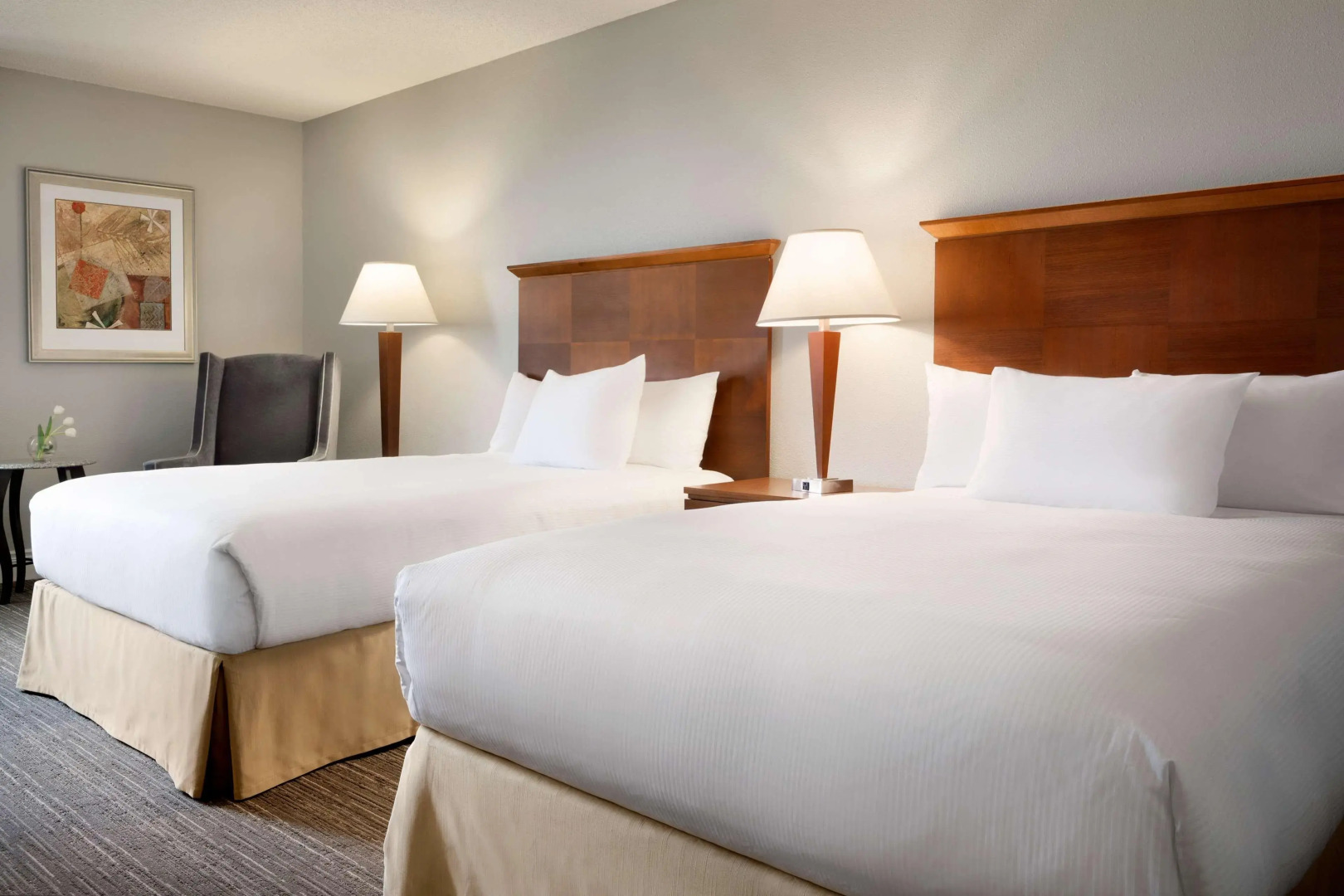 DoubleTree by Hilton Minneapolis - Park Place