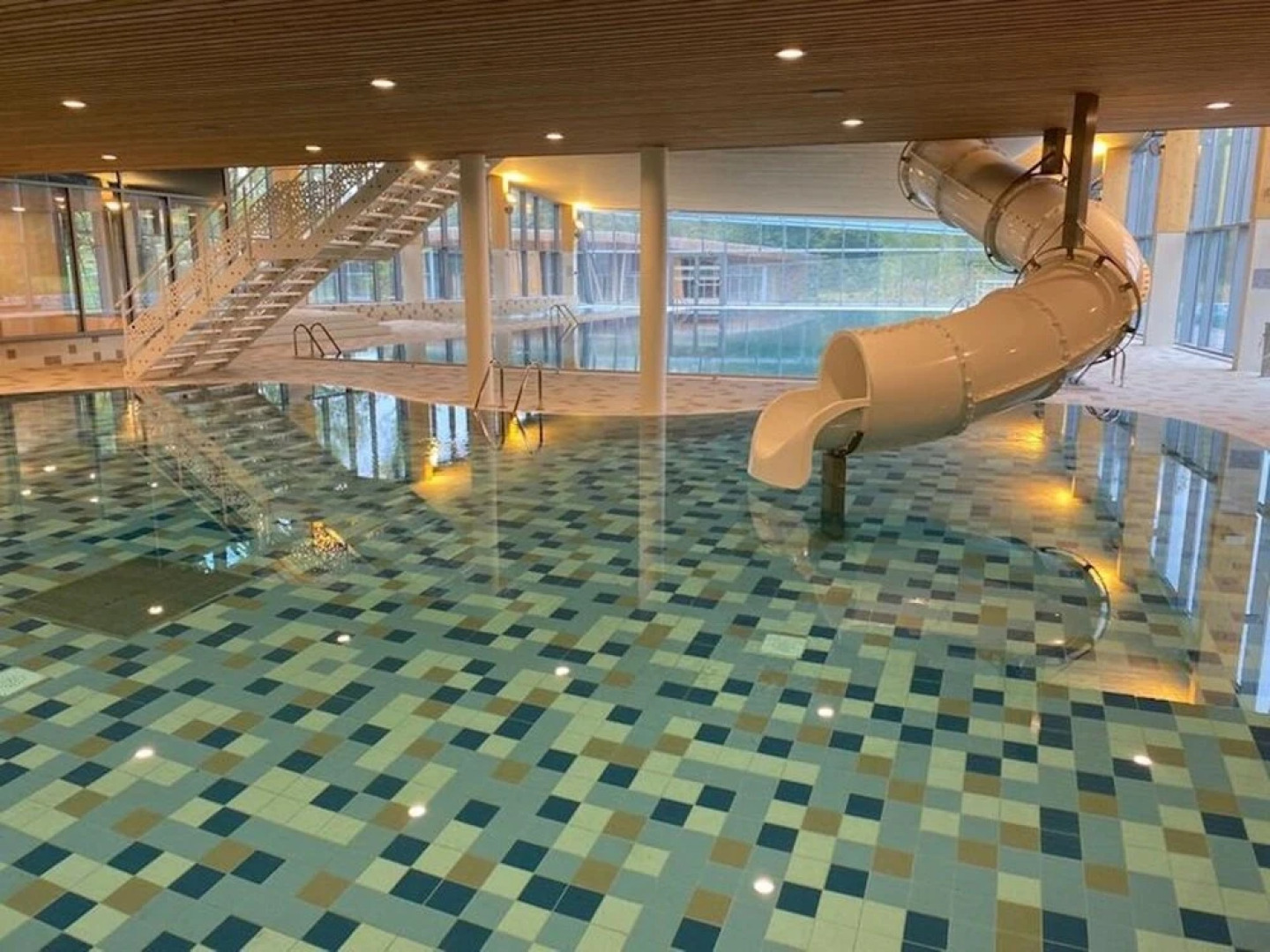 Treeloft Adventure in Nature for 4 People 8