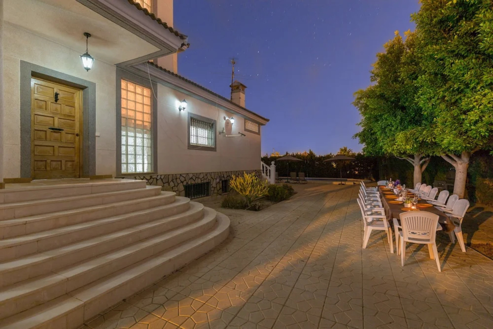 Fidalsa Villa Grand White House