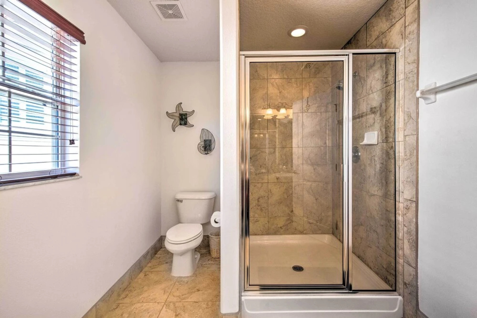 Pet-friendly Homosassa Condo: Walk to River!