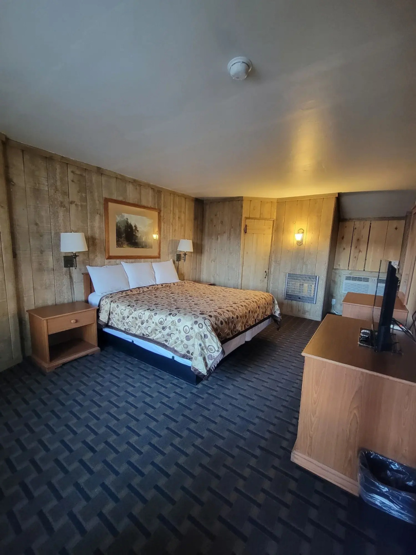 Townhouse Motel