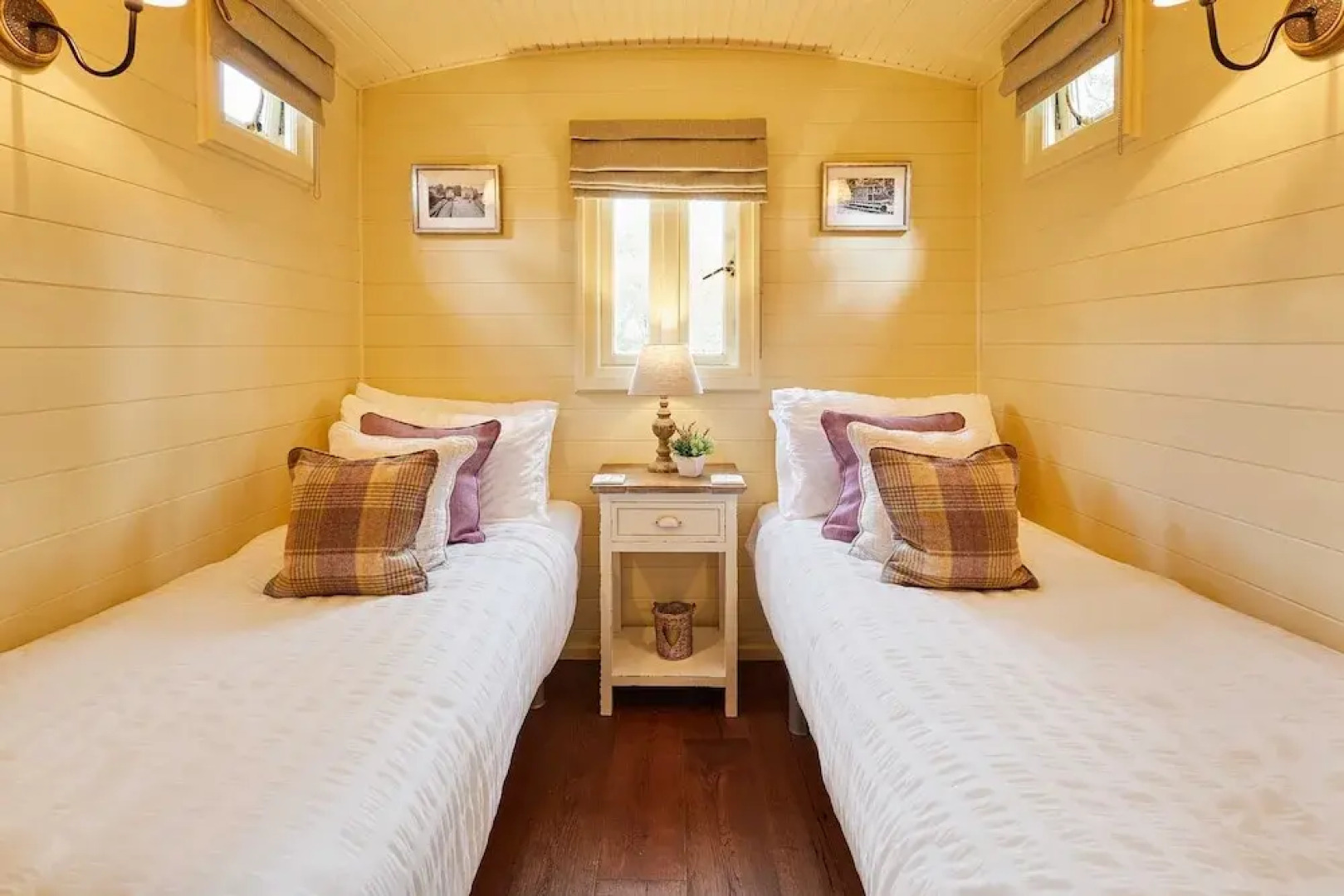 Host Stay Guards Van