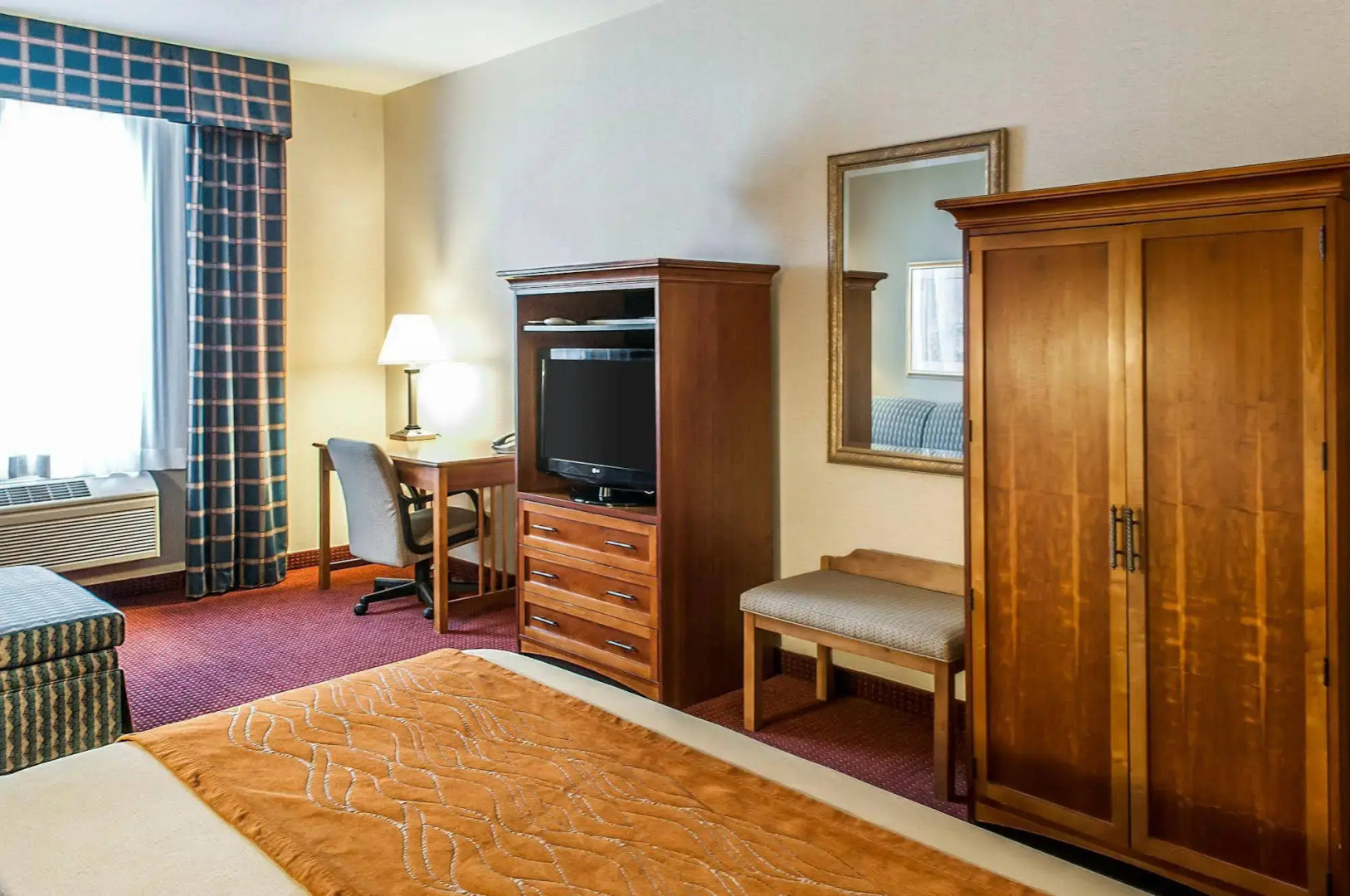 Comfort Inn & Suites