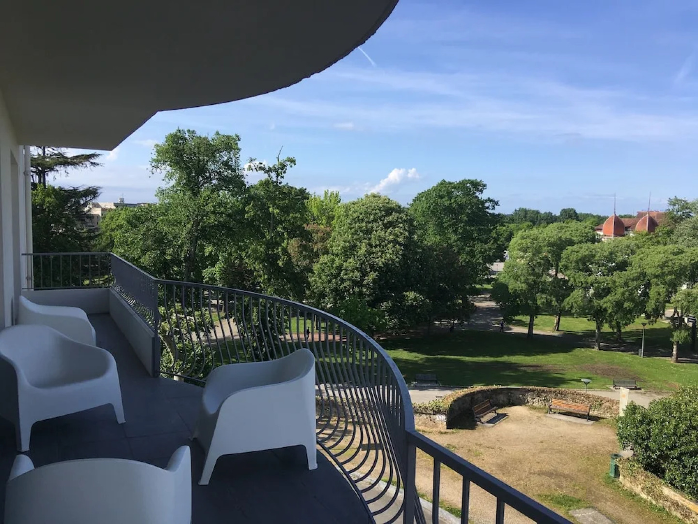 Le Balcon du Parc des arènes