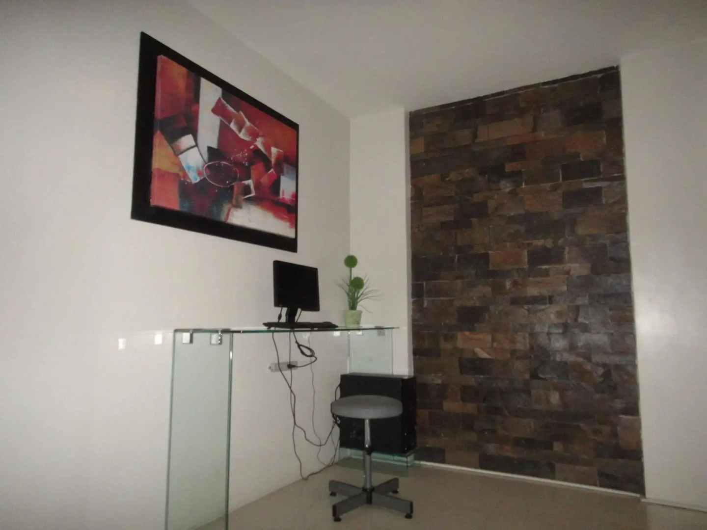 Premiere Citi Suites