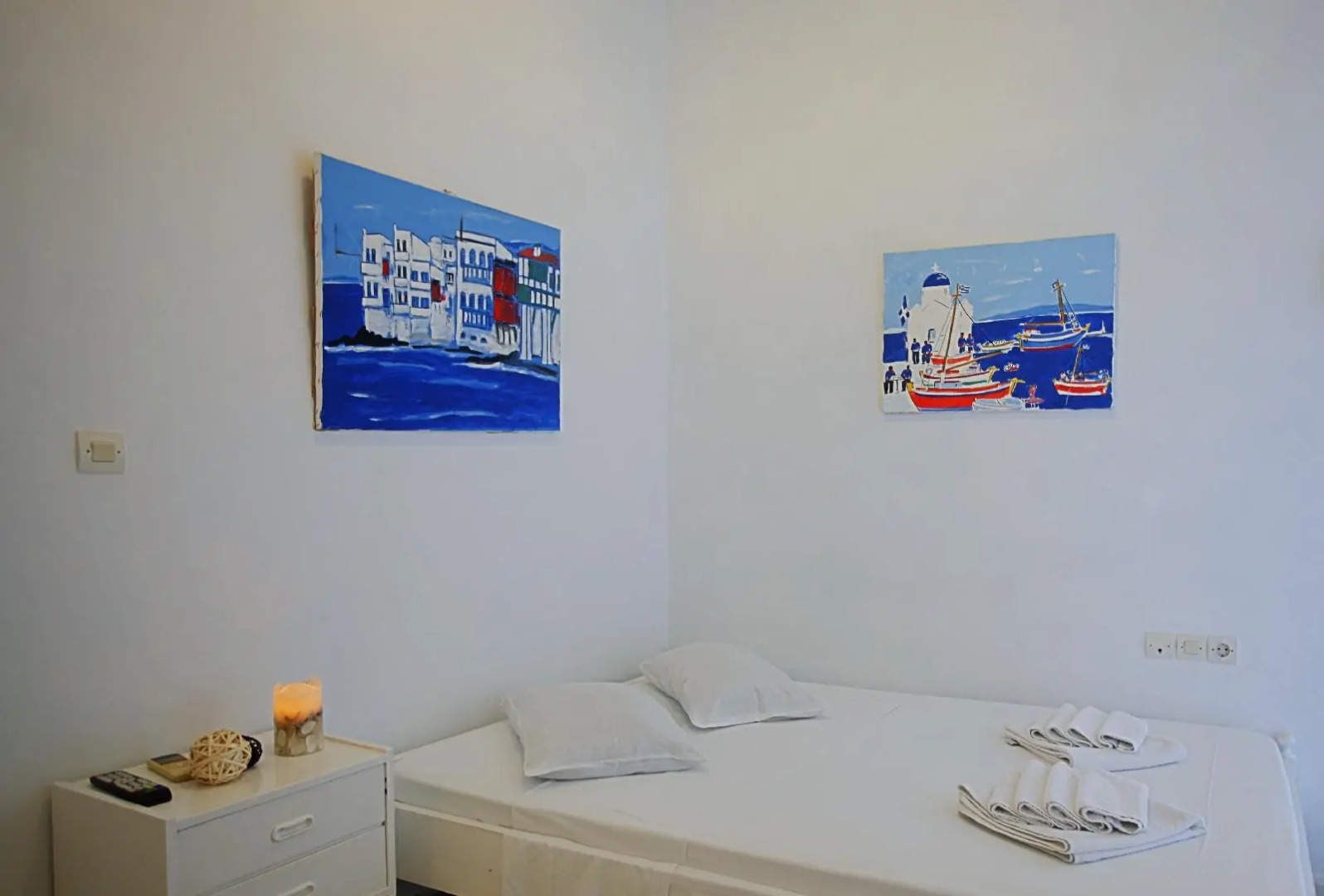 Voula Apartments & Rooms