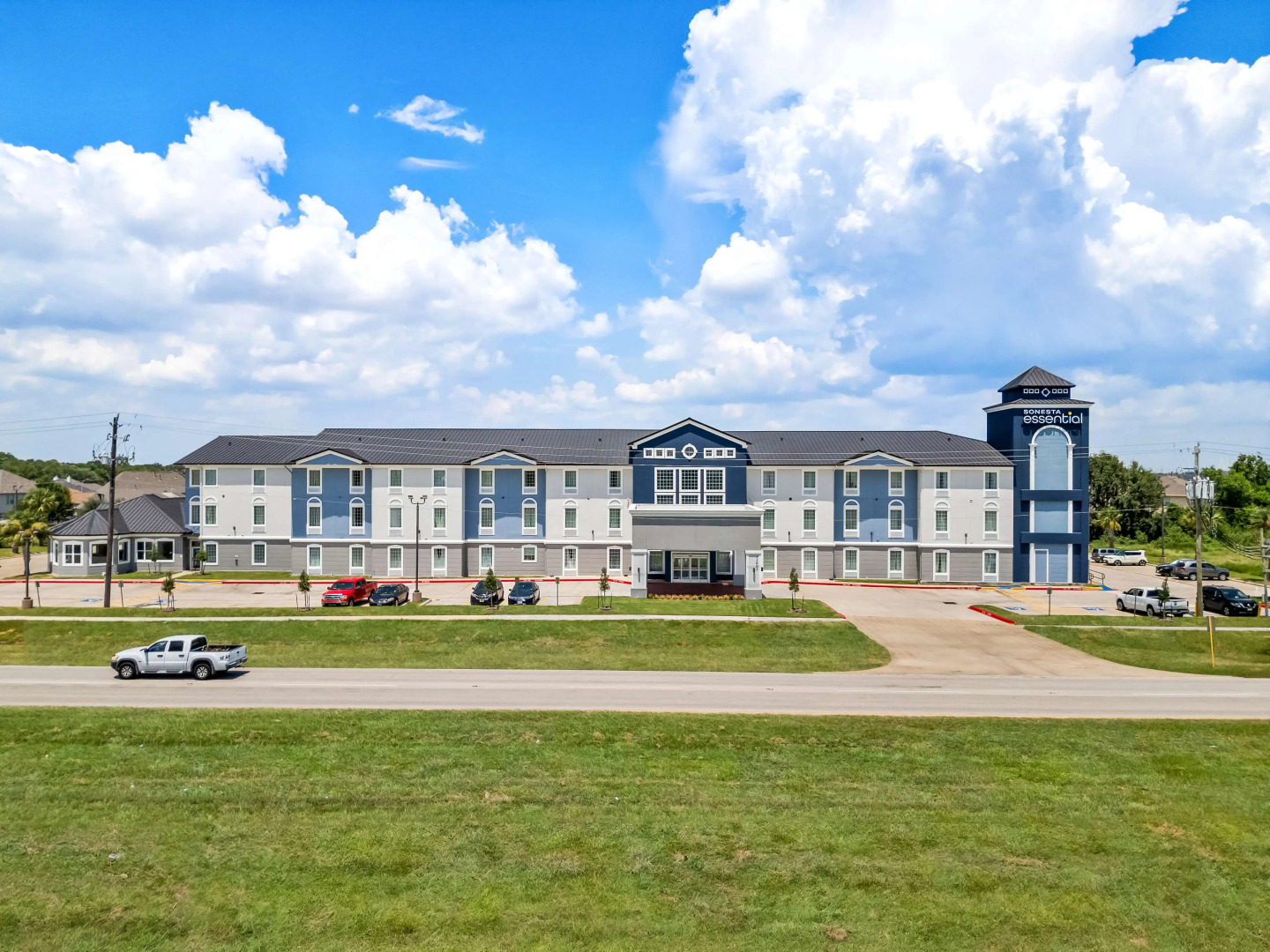 Sonesta Essential La Porte