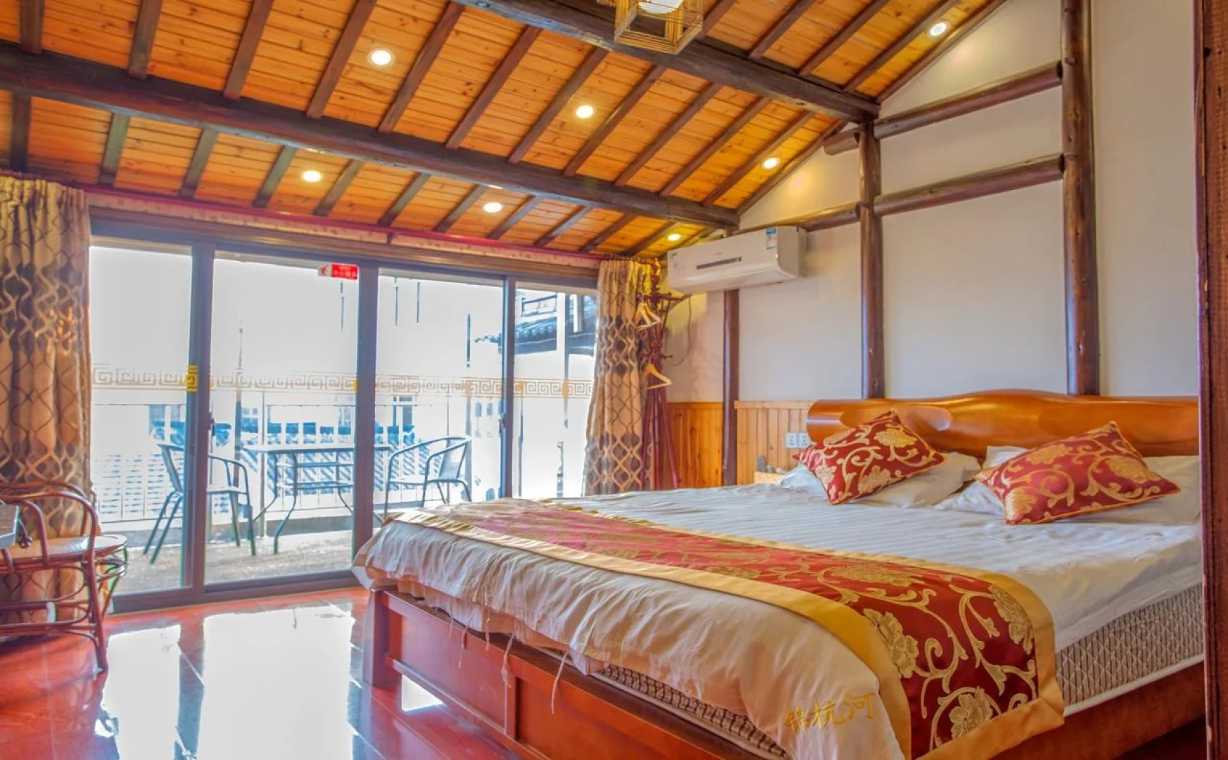 Wuzhen Jinhanghe Inn