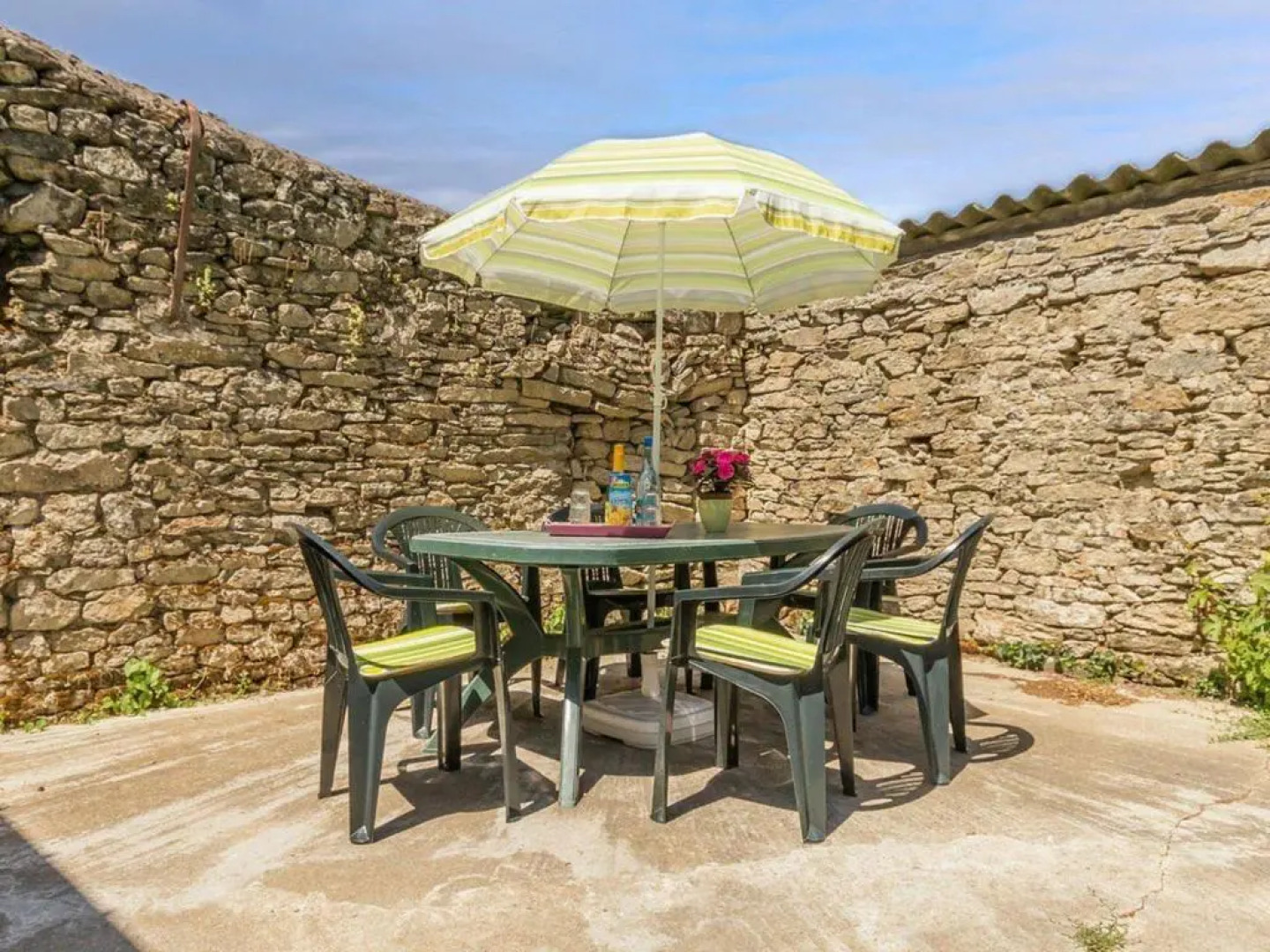 Gîte Saint-Lyphard, 4 pièces, 6 personnes - FR-1-306-1093