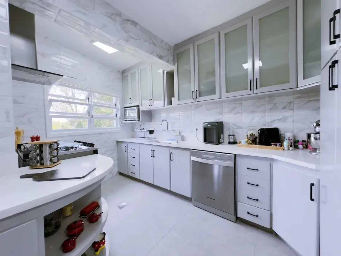 Casa de Luxo 2500m na Granja Viana